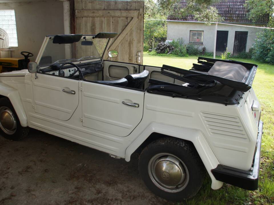 Image 3/12 of Volkswagen Thing 1600 (1971)