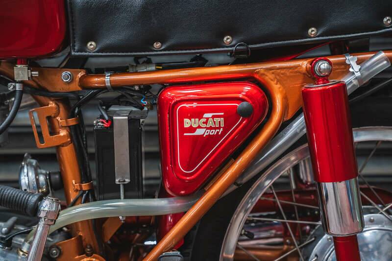 Image 27/43 of Ducati 175 Sport (1959)