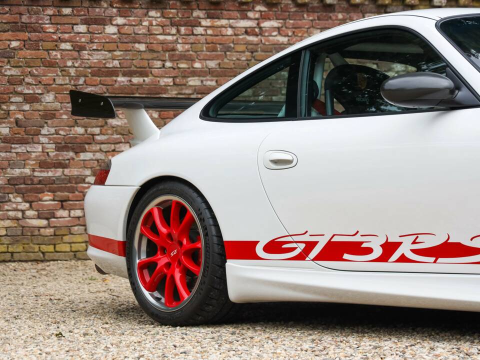 Immagine 18/50 di Porsche 911 GT3 RS (2004)