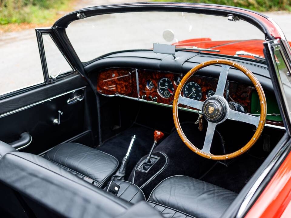Afbeelding 43/50 van Jaguar XK 150 DHC (1959)