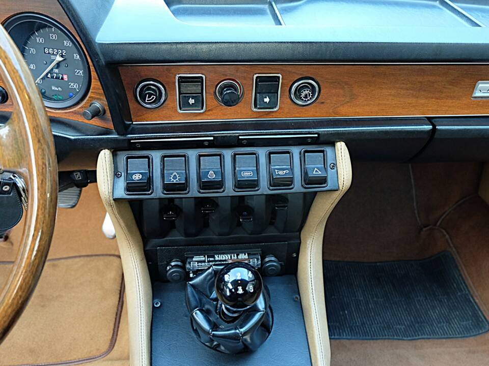 Immagine 18/45 di FIAT Dino 2400 Coupe (1971)