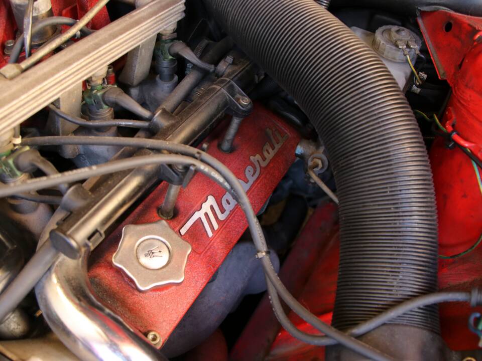 Bild 28/35 von Maserati Spyder (1991)