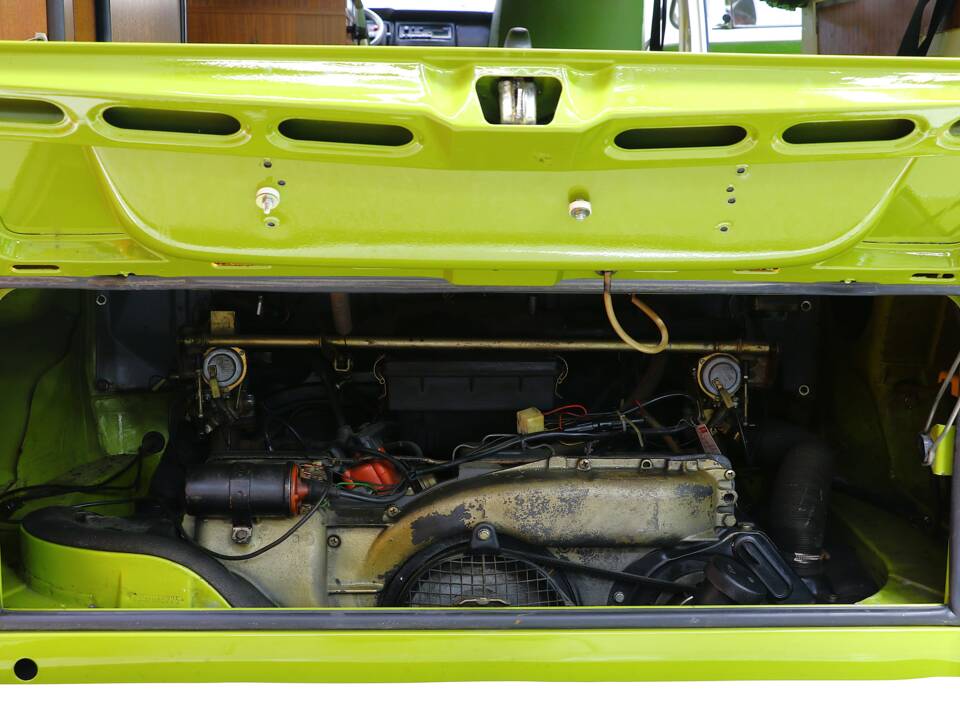 Image 24/25 de Volkswagen T2b Camper (1979)