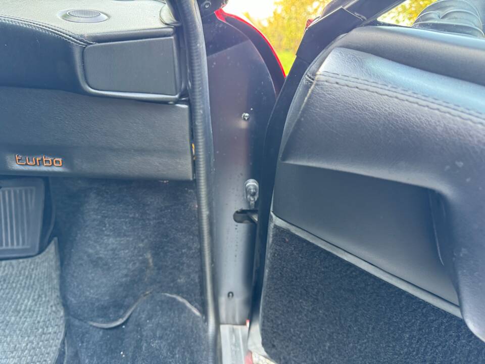 Immagine 70/100 di Ferrari 208 GTS Turbo (1989)