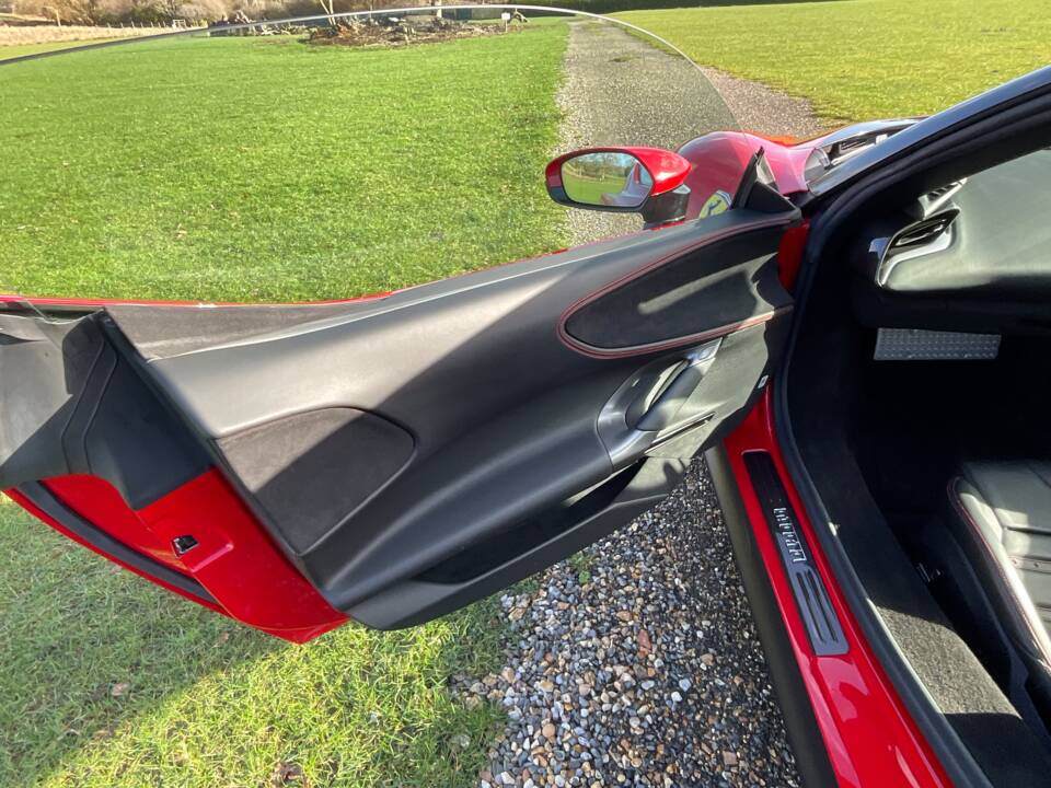 Afbeelding 28/38 van Ferrari SF90 Stradale (2021)