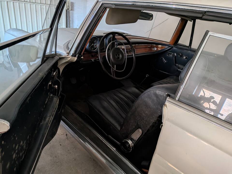 Afbeelding 5/6 van Mercedes-Benz 280 SE (1970)