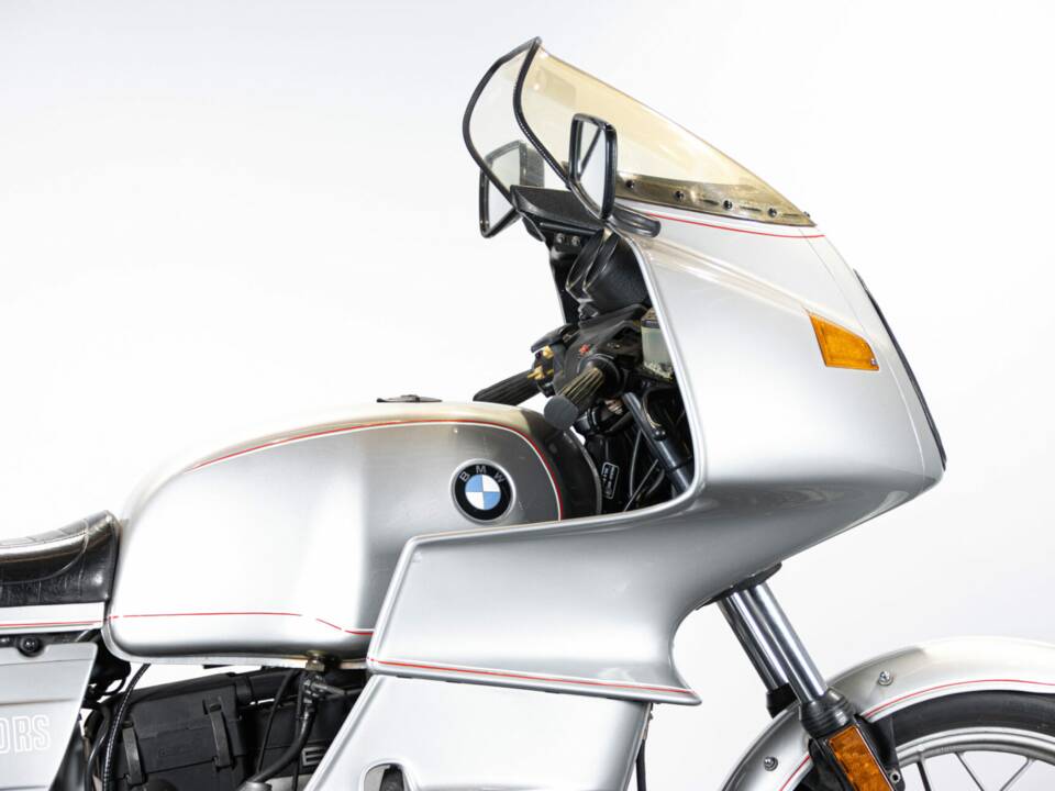 Bild 33/50 von BMW R 100 RS (1981)