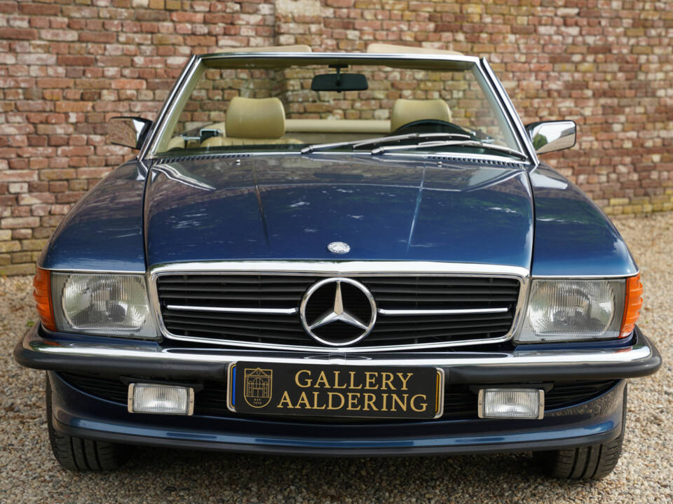 Immagine 5/50 di Mercedes-Benz 300 SL (1986)
