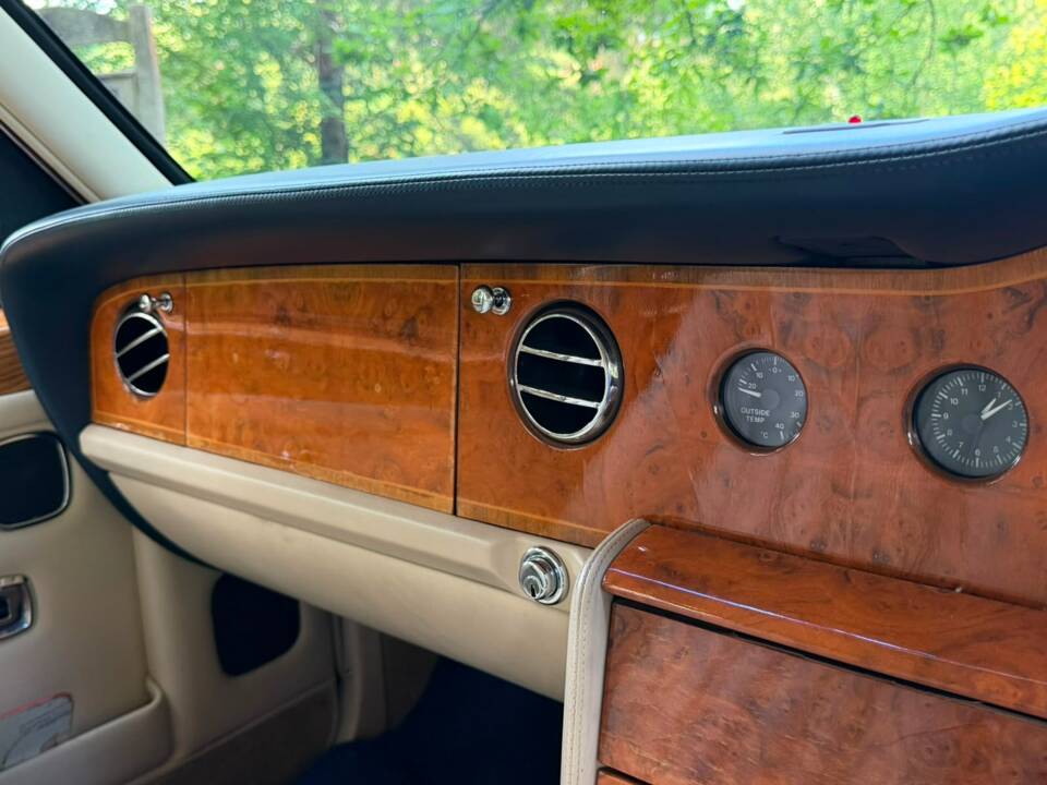 Image 45/46 of Rolls-Royce Silver Spirit III (1996)