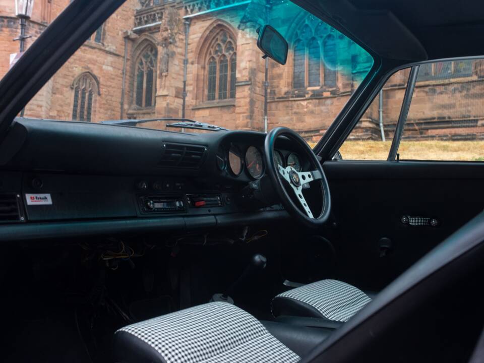 Bild 22/50 von Porsche 911 Carrera 3.2 (1988)