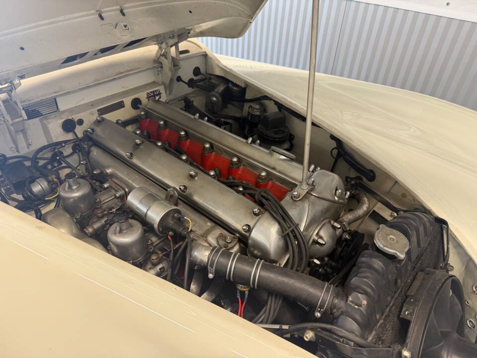 Afbeelding 17/17 van Jaguar XK 140 FHC (1956)