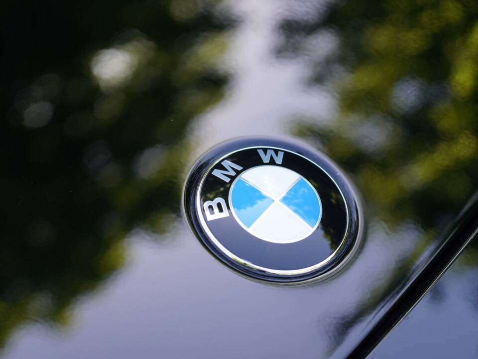 Image 13/16 de BMW Z8 (2001)