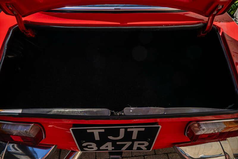 Image 23/45 of Alfa Romeo 2000 GT Veloce (1975)