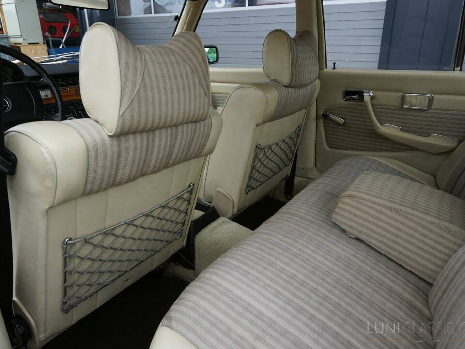 Bild 46/71 von Mercedes-Benz 280 S (1973)