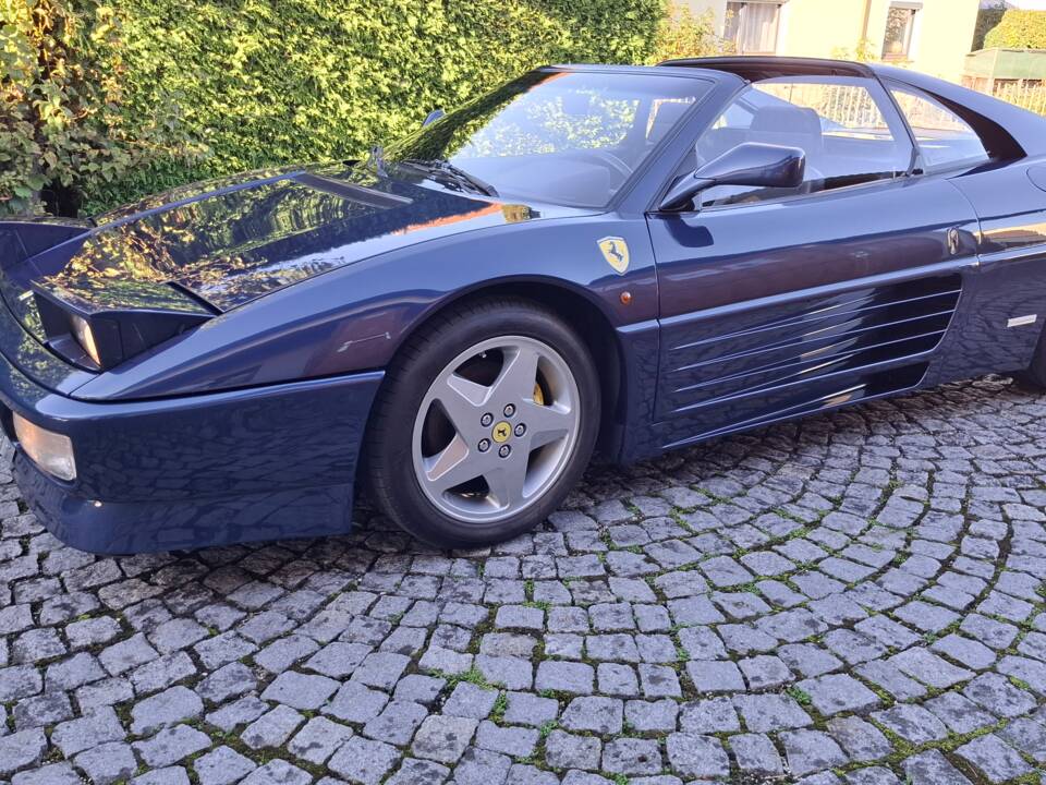 Immagine 33/37 di Ferrari 348 GTS (1994)