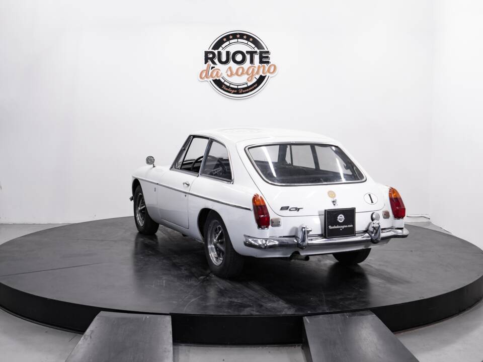 Bild 7/44 von MG MGB GT (1971)