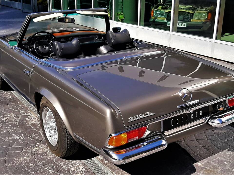 Immagine 4/16 di Mercedes-Benz 280 SL (1970)
