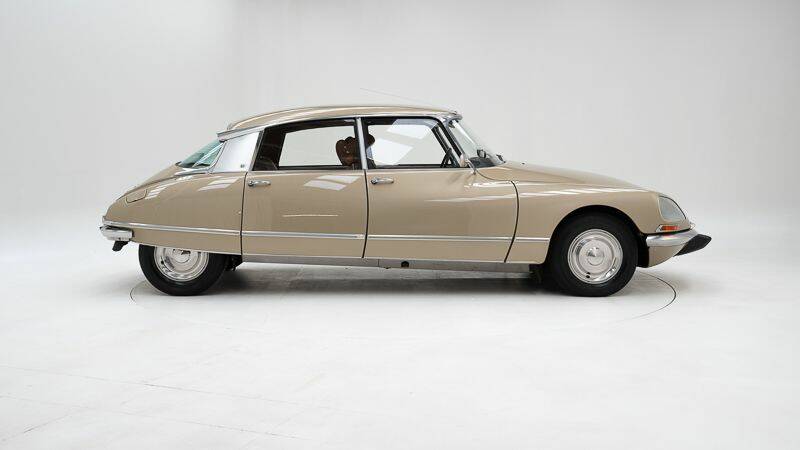 Image 9/15 of Citroën DS 21 (1970)