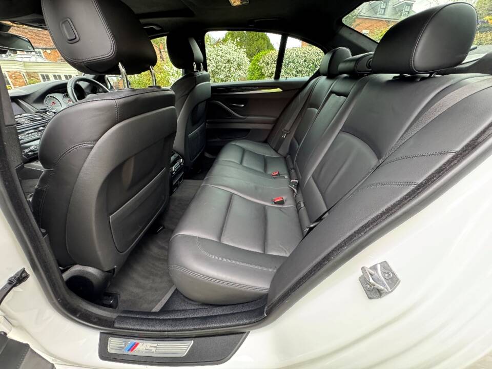 Bild 24/30 von BMW M5 (2014)