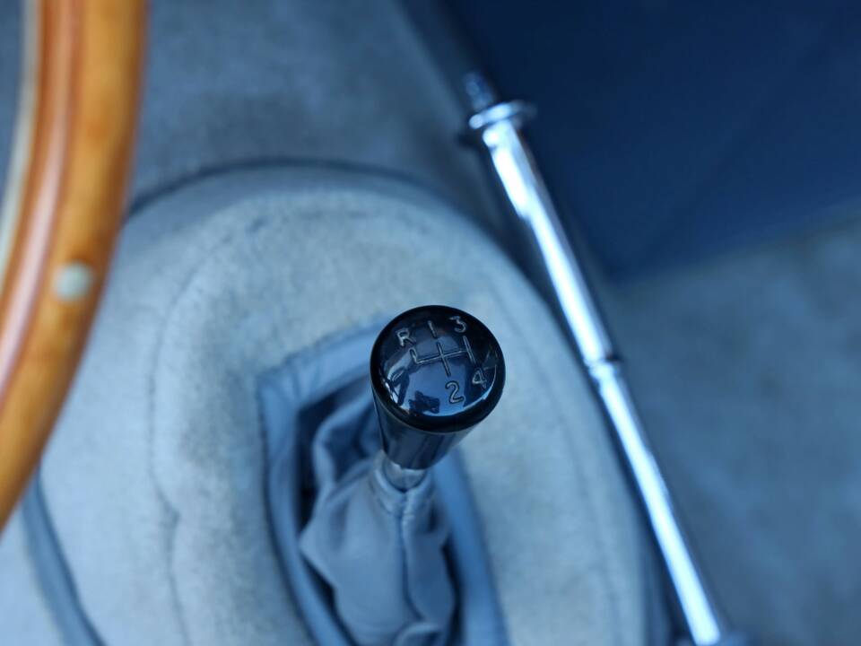 Afbeelding 25/50 van Jaguar XK 140 SE DHC (1957)