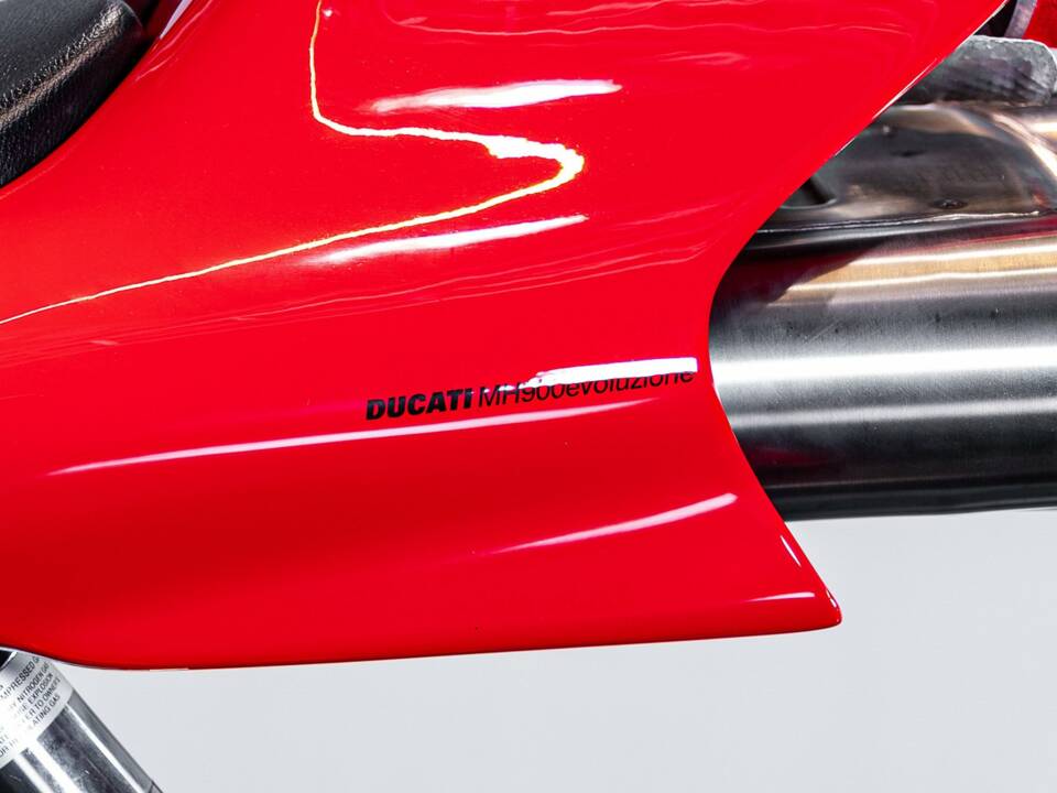 Bild 27/46 von Ducati DUMMY (2002)