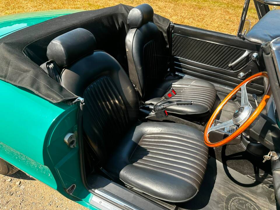 Afbeelding 19/35 van Alfa Romeo 1750 Spider (1969)