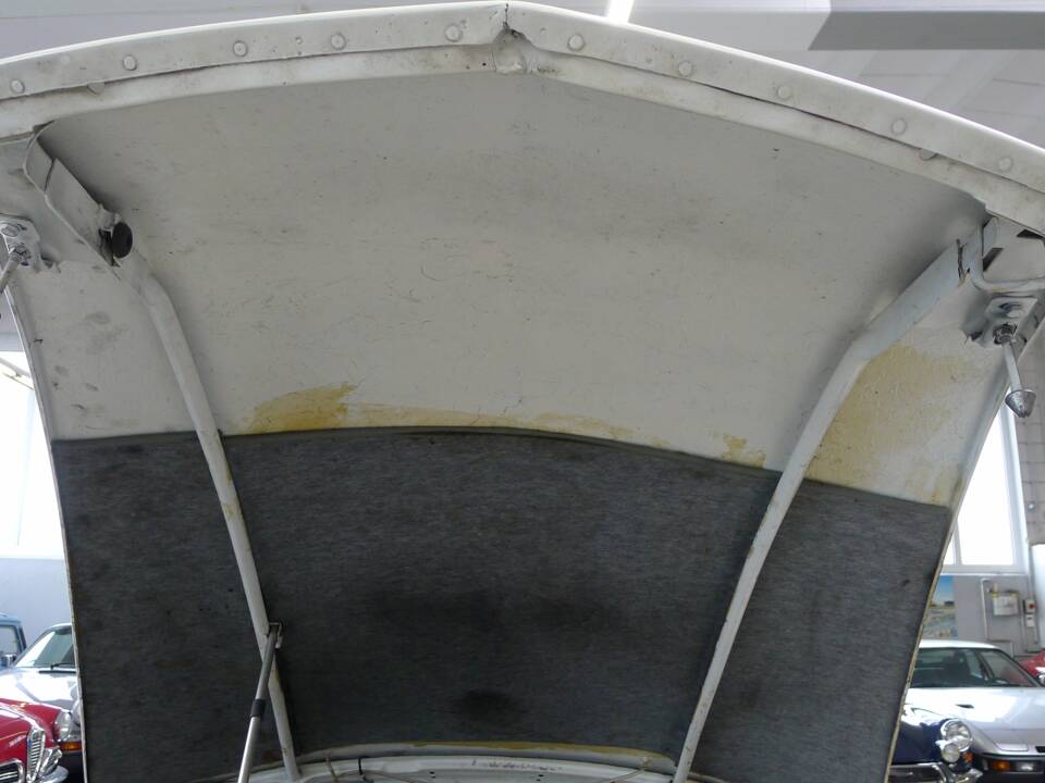 Bild 2/41 von Citroën D Super Familiale (1973)