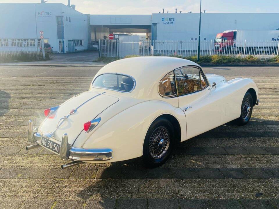 Image 19/43 de Jaguar XK 140 FHC (1956)