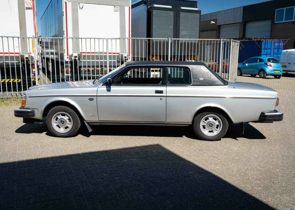 Bild 3/8 von Volvo 262 C Bertone (1979)