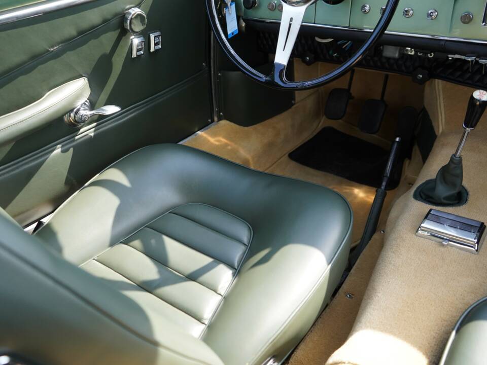 Image 50/75 of Maserati 3500 GT Touring (1961)