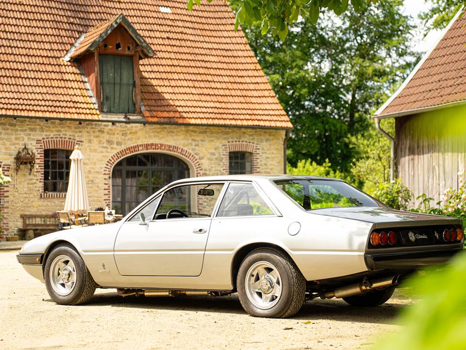 Bild 5/81 von Ferrari 365 GT4 2+2 (1973)
