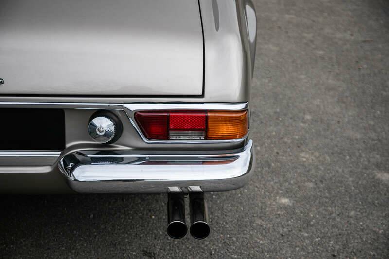Image 11/37 of Mercedes-Benz 280 SL (1970)