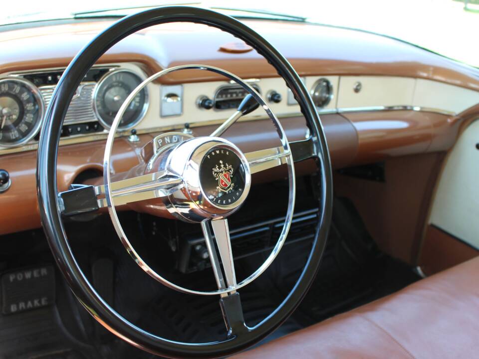 Image 19/29 of Buick 60 Century (1954)
