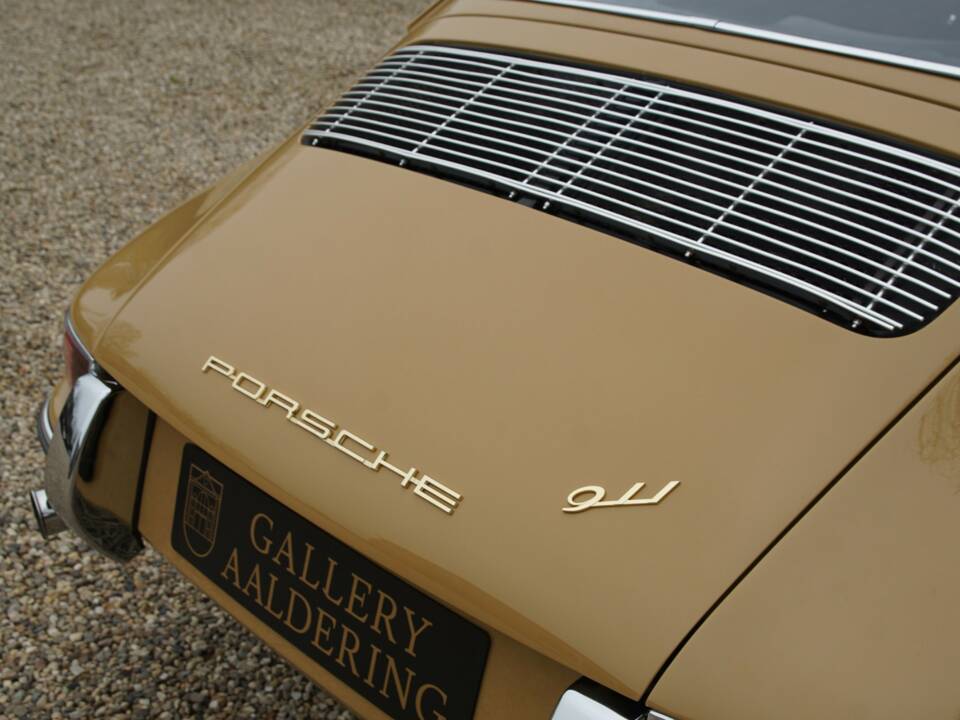 Immagine 39/50 di Porsche 911 2.0 (1965)