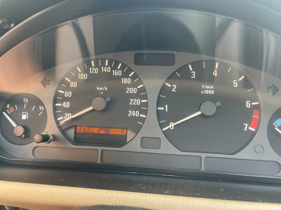 Image 23/24 of BMW Z3 1.9 (1997)
