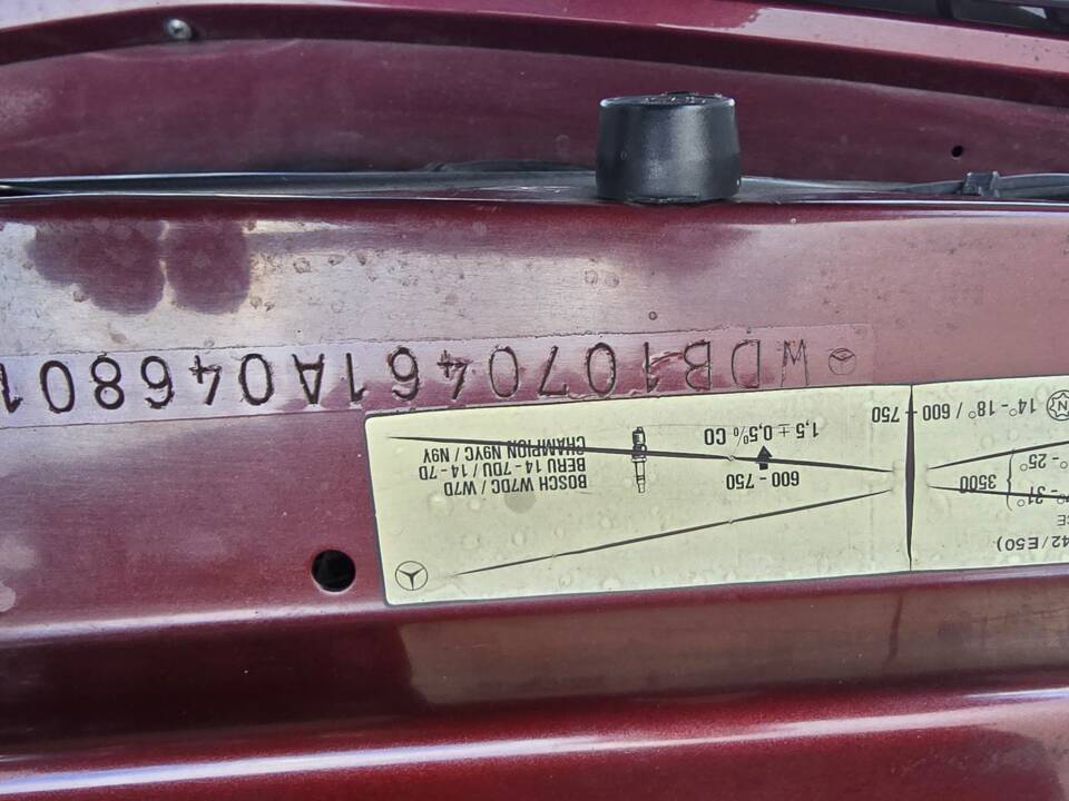 Image 27/34 of Mercedes-Benz 500 SL (1986)