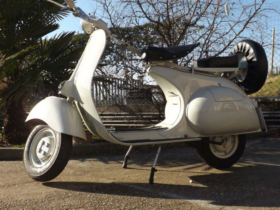 Imagen 3/50 de Piaggio Vespa 150 (1956)