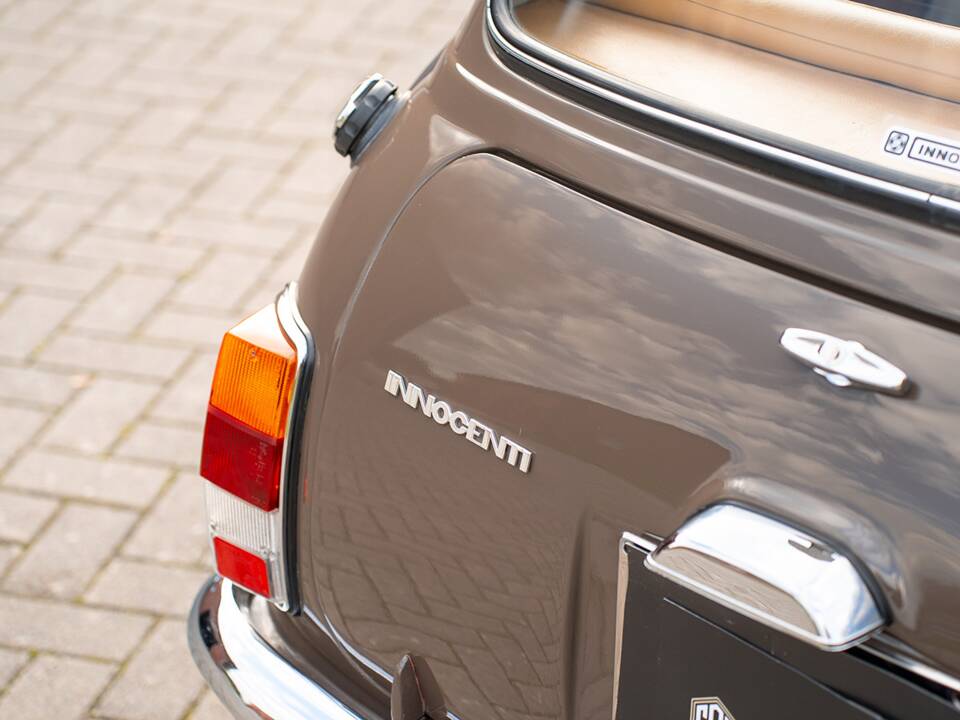 Immagine 16/36 di Innocenti Mini 1001 Export (1972)