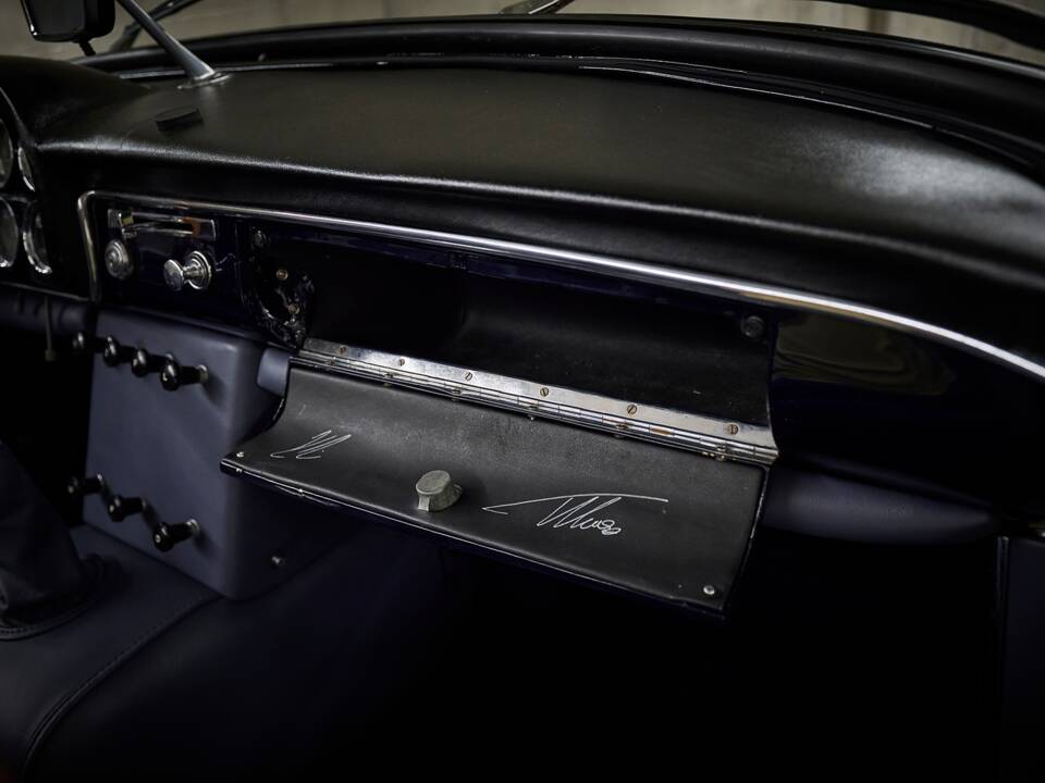 Image 78/100 of Ferrari 250 GT (1962)