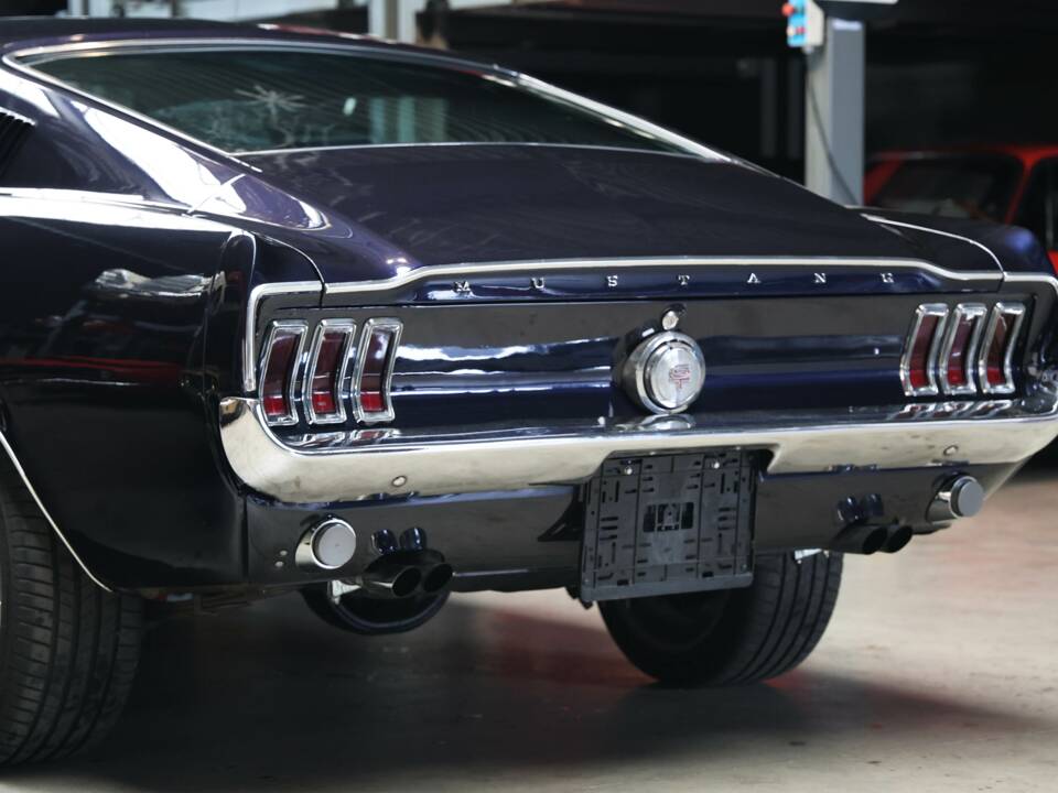 Image 30/57 of Ford Mustang 302 (1968)