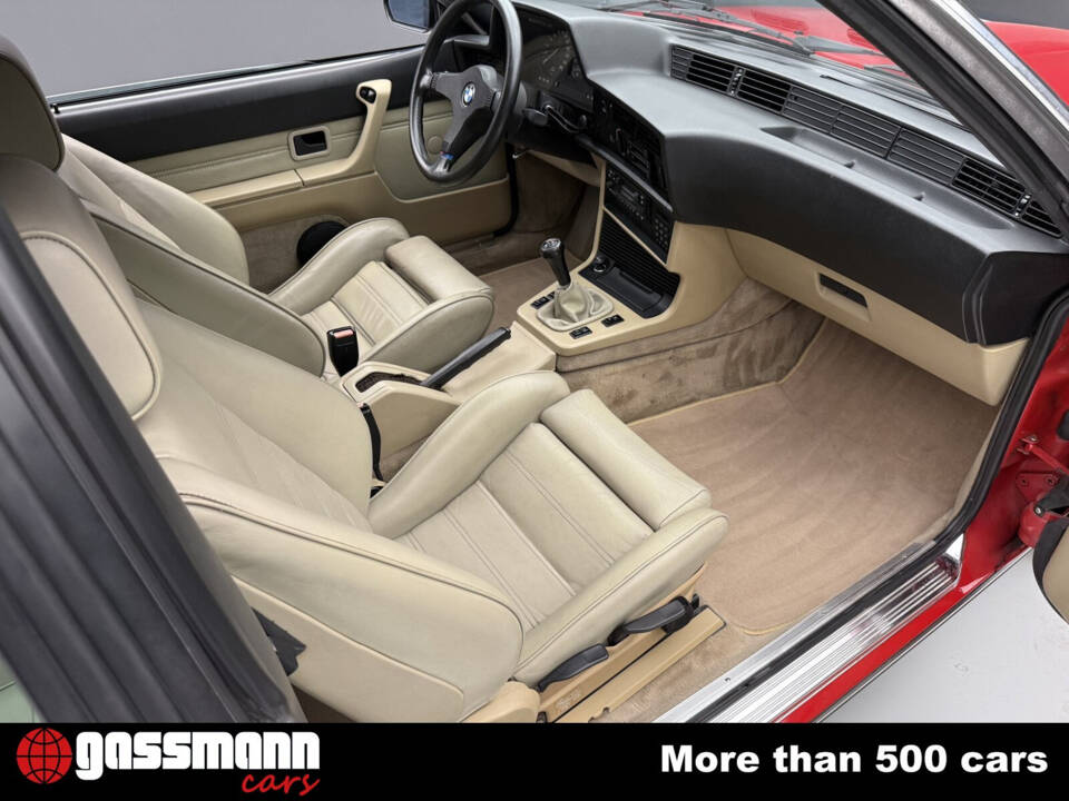 Image 14/15 de BMW M 635 CSi (1985)