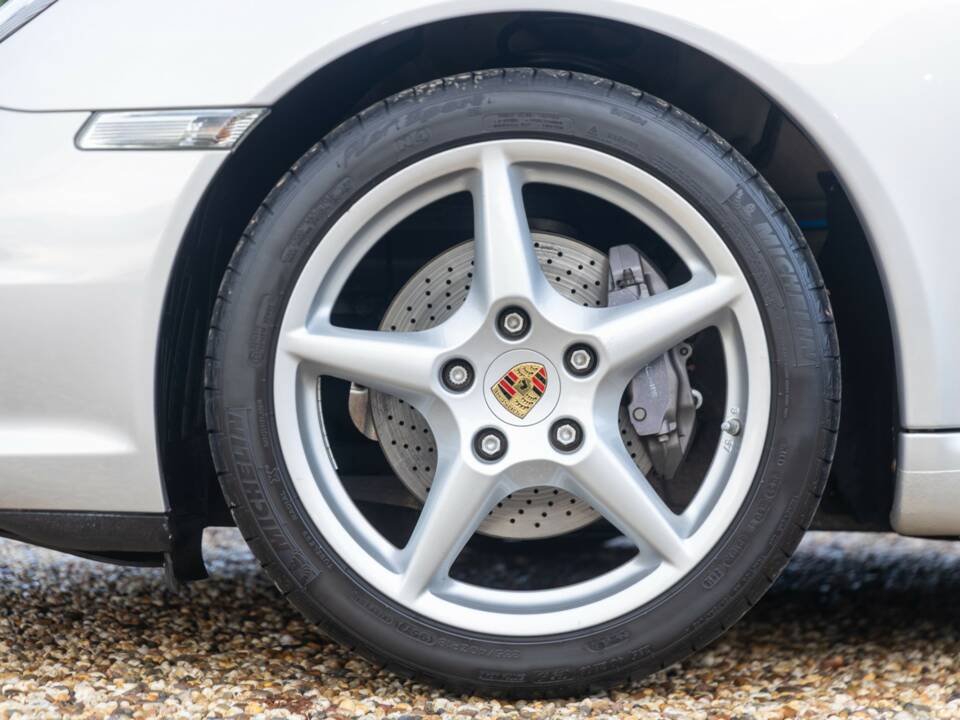 Image 22/50 of Porsche 911 Carrera (2007)