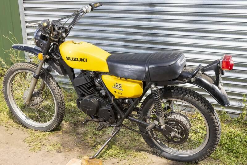 Image 17/20 of Suzuki DUMMY (1974)
