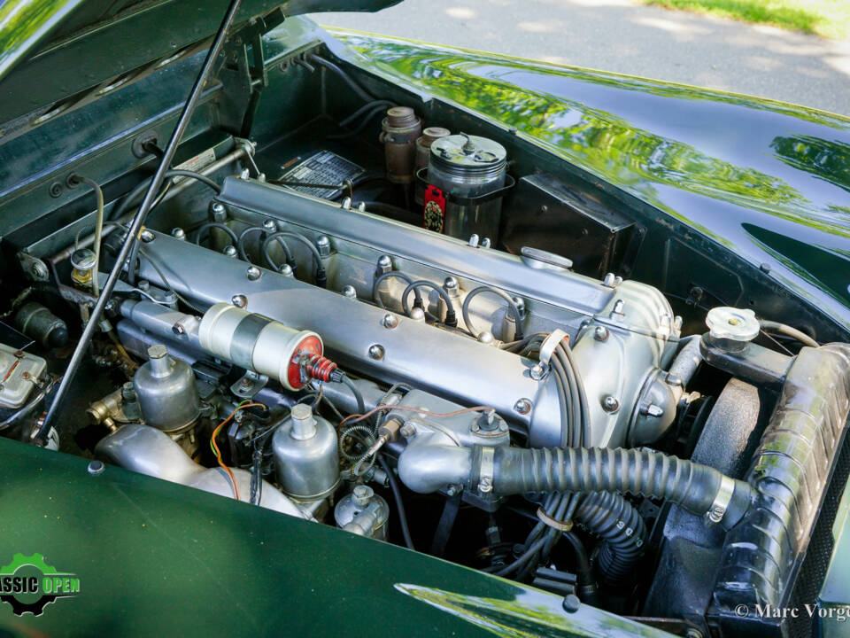 Image 19/53 of Jaguar XK 150 FHC (1958)