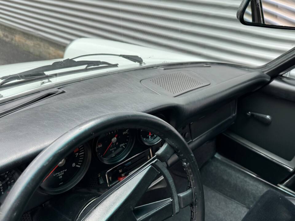 Afbeelding 16/57 van Porsche 911 2.4 T (1971)