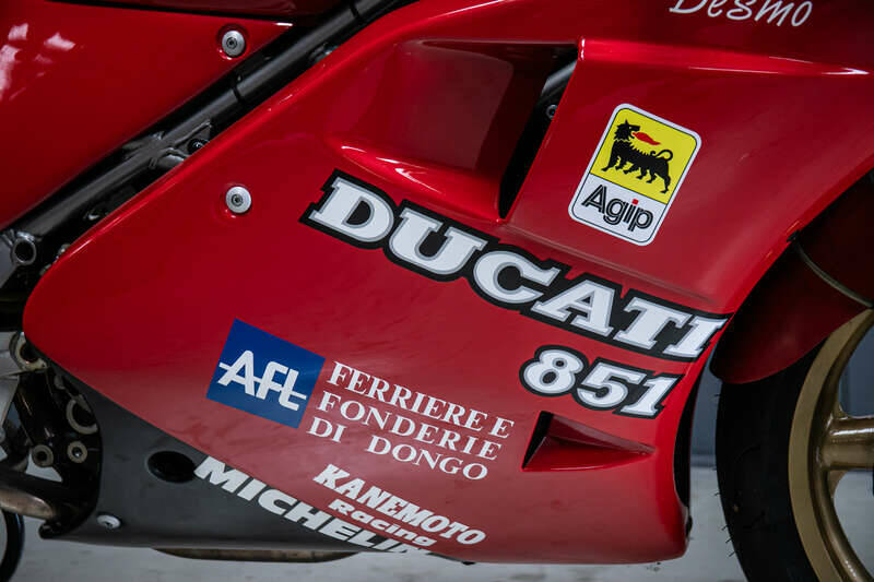 Immagine 27/35 di Ducati DUMMY (1988)