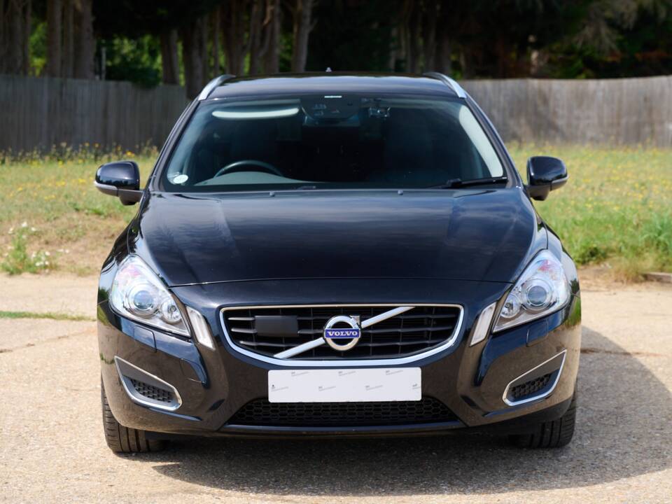 Immagine 2/47 di Volvo V60 T6 (2012)