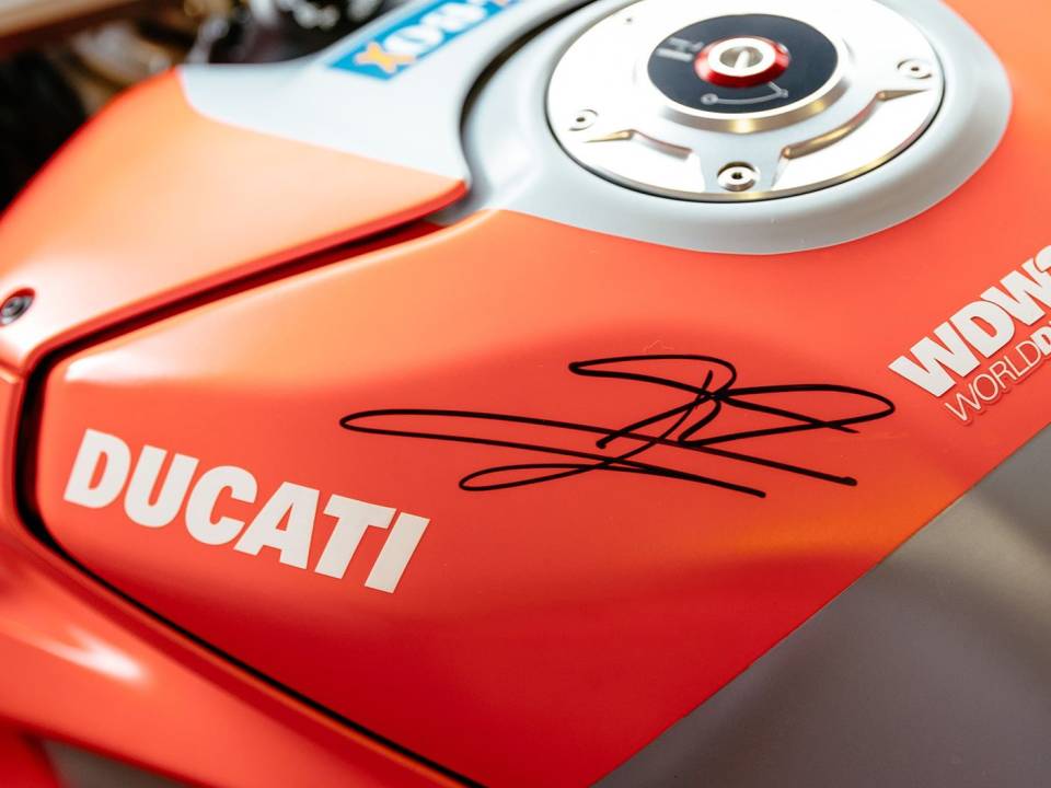 Image 21/21 of Ducati DUMMY (2018)