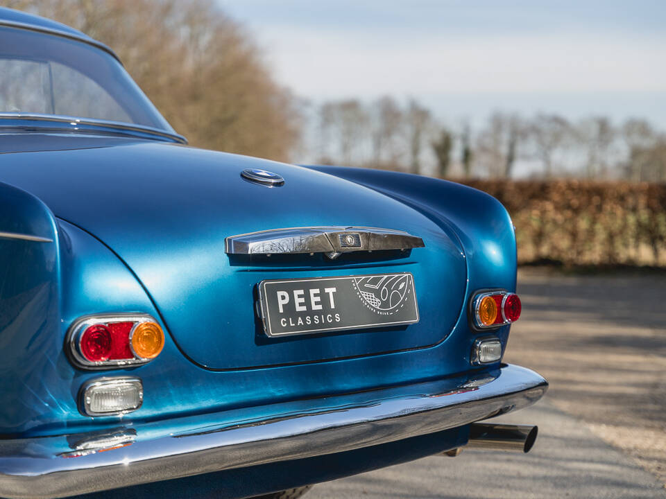 Image 40/45 de BMW 503 (1958)