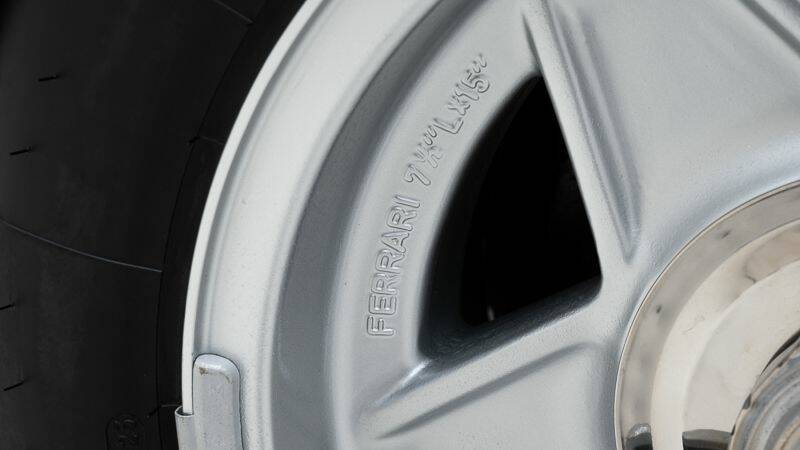 Image 13/15 of Ferrari 365 GT4 BB (1975)